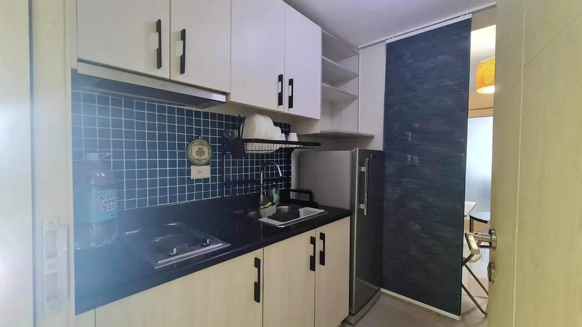 Analyn Suite Manila Apartment